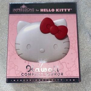 Hello Kitty Mirror